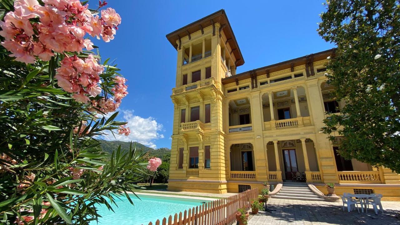 Villa Moorings Barga Luaran gambar