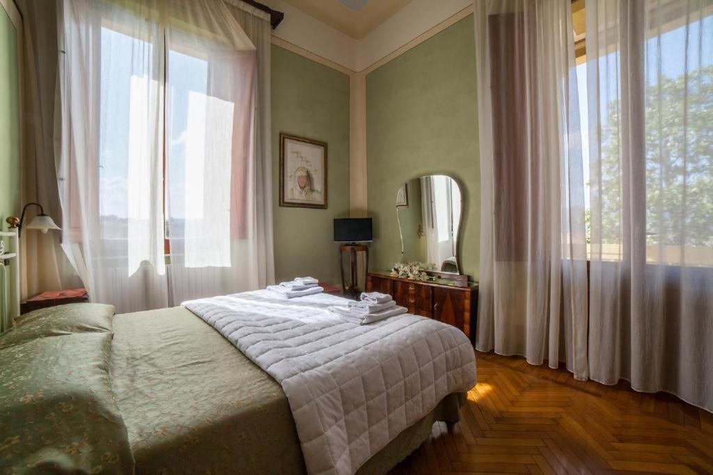 Villa Moorings Barga Luaran gambar