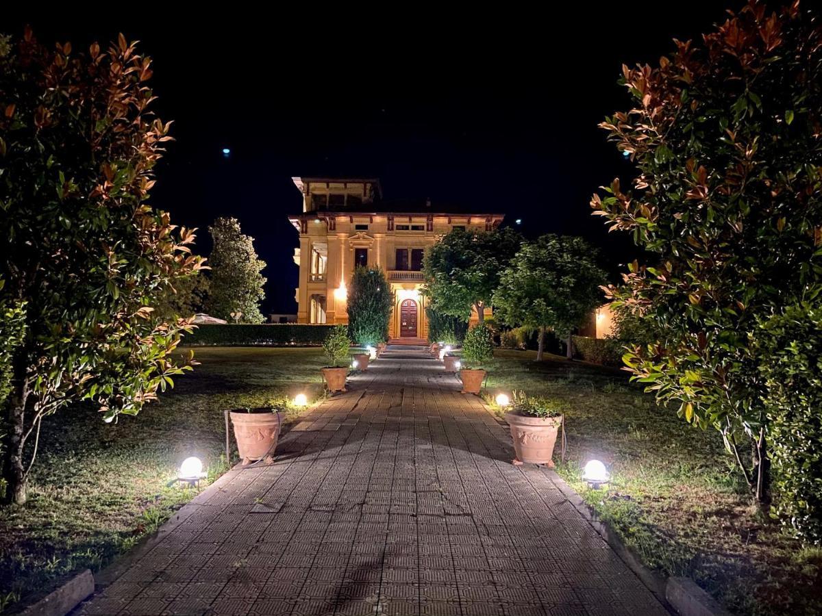 Villa Moorings Barga Luaran gambar