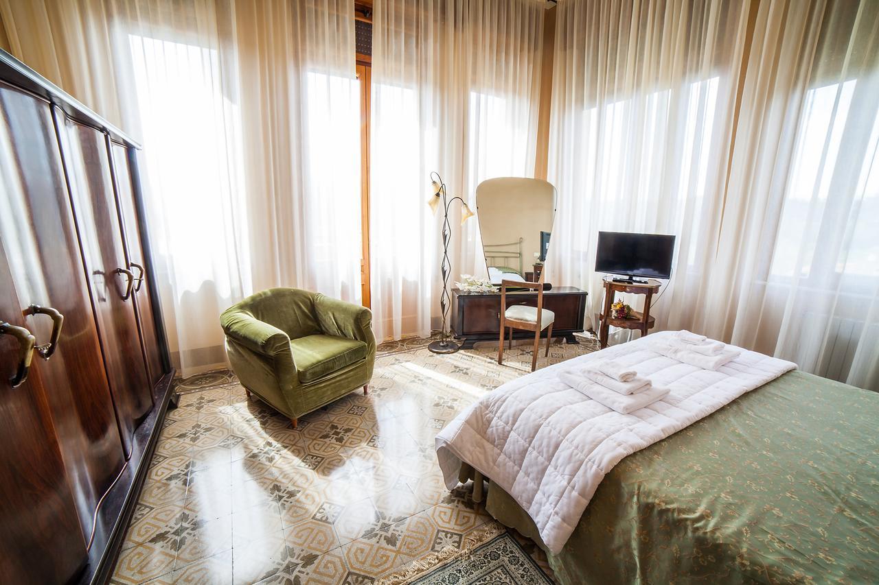 Villa Moorings Barga Luaran gambar