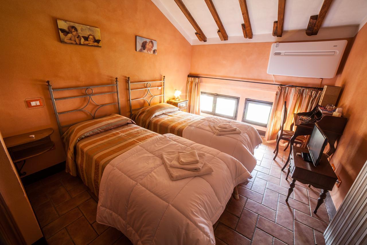 Villa Moorings Barga Luaran gambar